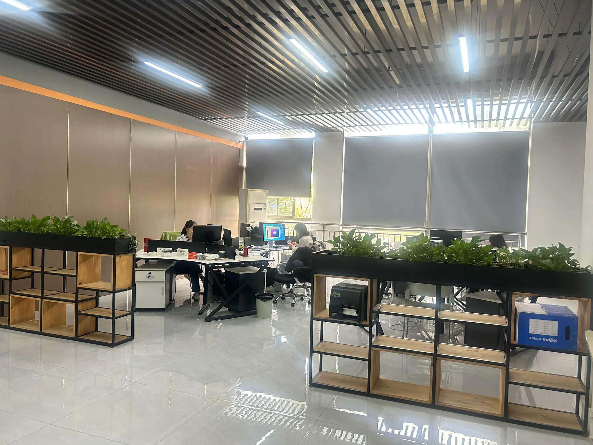 广州川为科技办公环境